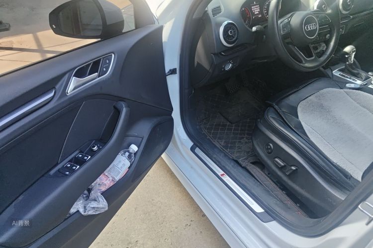 Audi A3 2019 car image #18