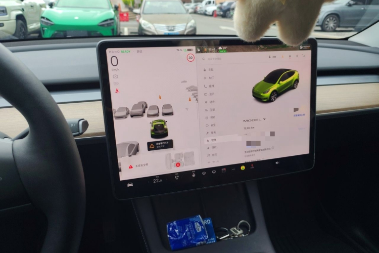 Tesla Model Y 2022 #12 Tesla Model Y 2022 car image #12