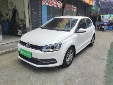Volkswagen Polo 2016 car image 
