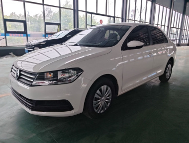 Volkswagen Santana 2022 car image 