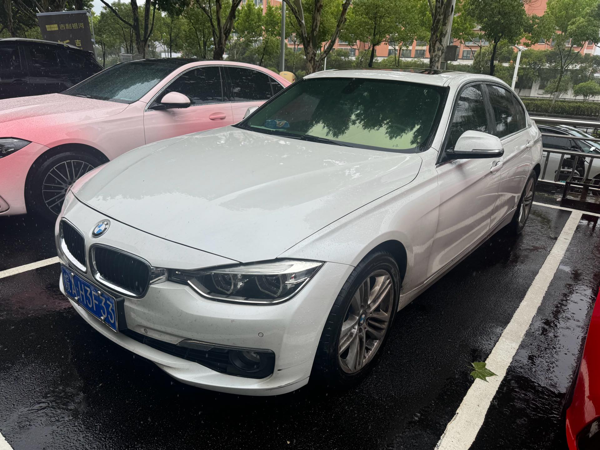 BMW 3 Series 2015 car image 