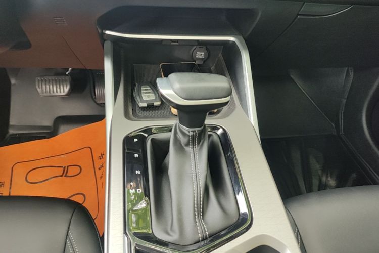 GEELY Emgrand 2025 car image #18