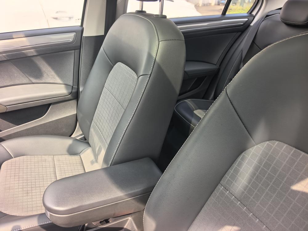 Volkswagen Santana 2018 car image #25