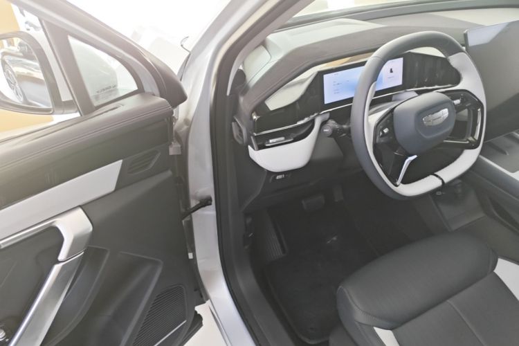 GEELY Boyue L 2025 #16 GEELY Boyue L 2025 car image #16