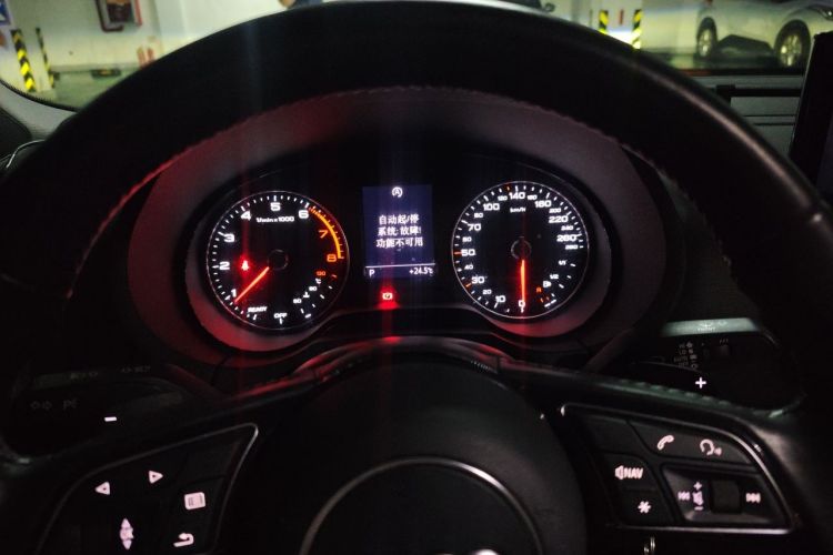 Audi A3 2019 car image #16