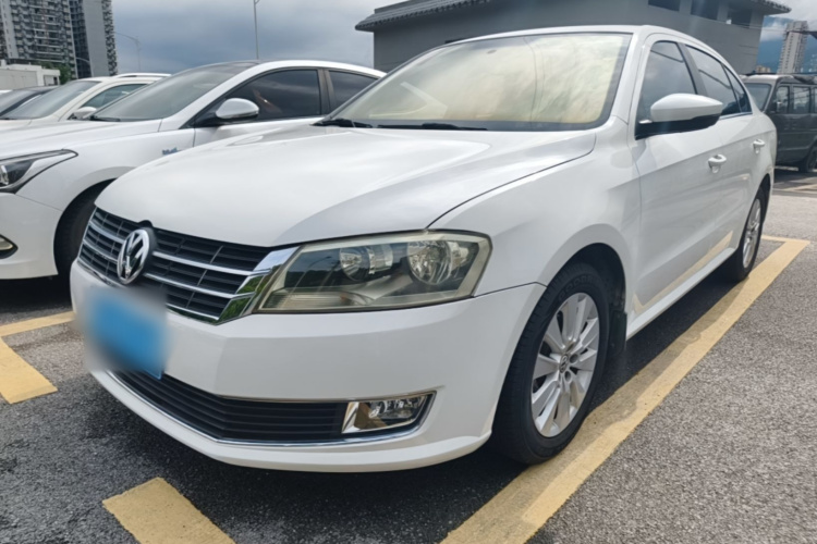Volkswagen Lavida 2016 car image #2