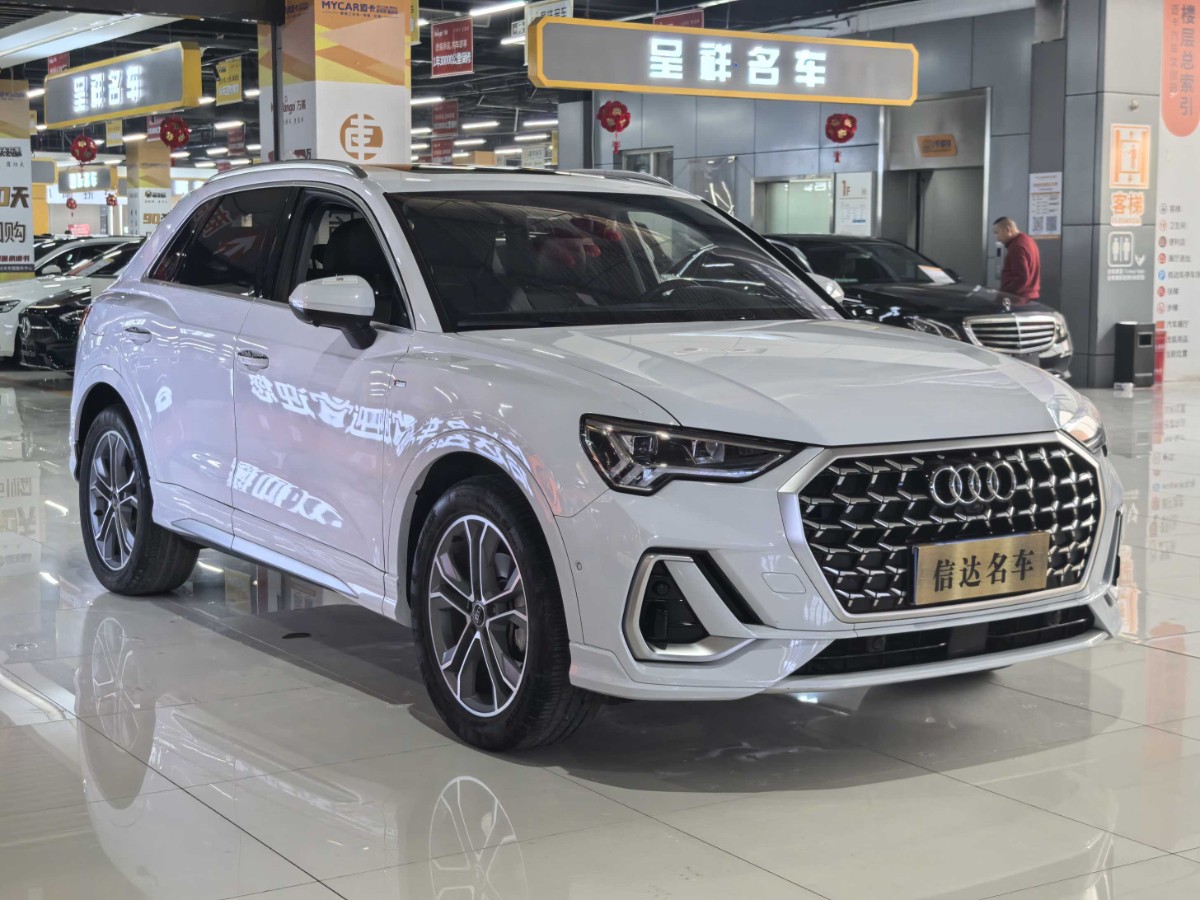 Audi Q3 2024 car image #3