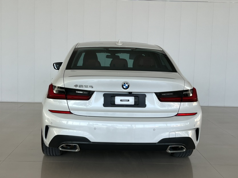 BMW 3 Series 2022 image de voiture #8