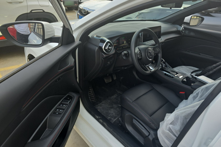 MG 5 2026 #12 MG 5 2026 car image #12