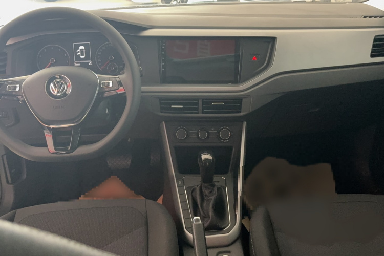 Volkswagen Polo 2021 car image #21