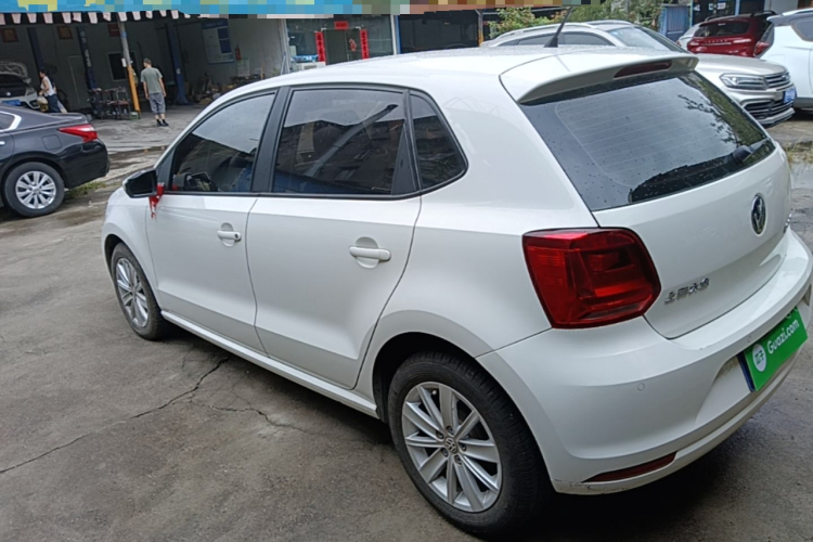 Volkswagen Polo 2015 #5 Volkswagen Polo 2015 car image #5