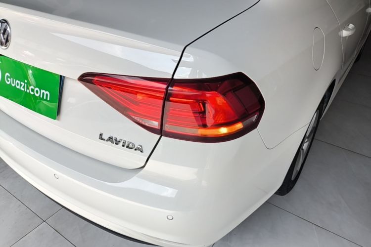 Volkswagen Lavida 2020 car image #8