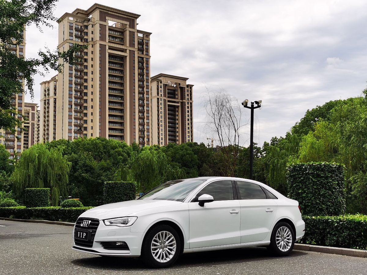 Audi A3 2017 car image 