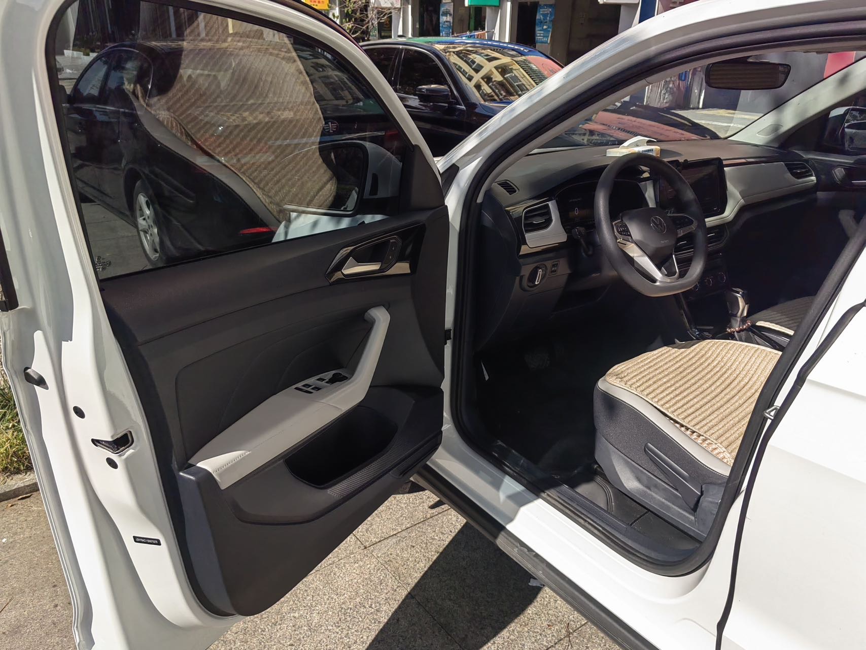 Volkswagen Tharu 2026 #2 Volkswagen Tharu 2026 صورة سيارة #2