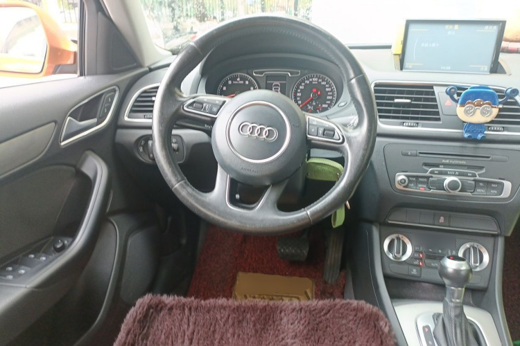 Audi Q3 2015 #11 Audi Q3 2015 car image #11