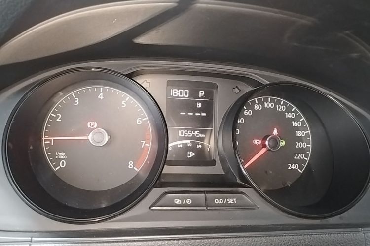 Volkswagen Lavida 2019 car image #12