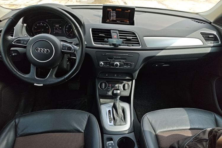Audi Q3 2017 #10 Audi Q3 2017 car image #10