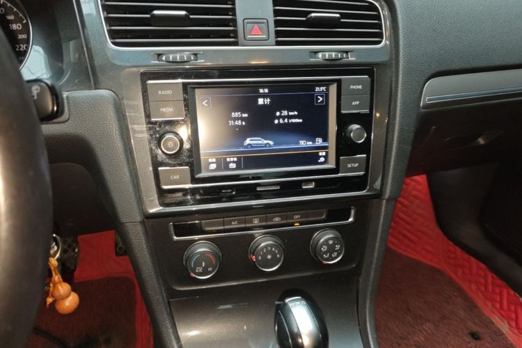 Volkswagen Golf 2018 #13 Volkswagen Golf 2018 car image #13