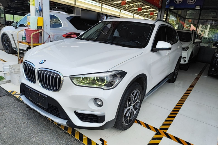BMW X1 2018 #2 BMW X1 2018 car image #2
