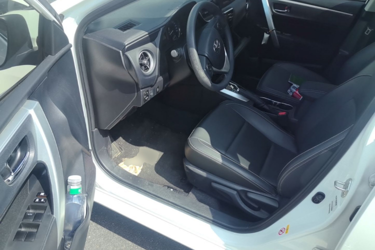 Toyota Corolla 2018 #18 Toyota Corolla 2018 car image #18