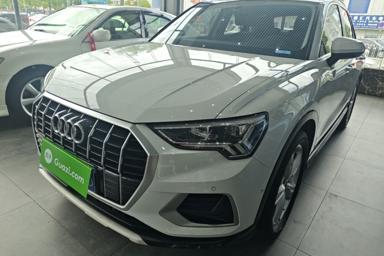 Audi Q3 2023 #2 Audi Q3 2023 car image #2