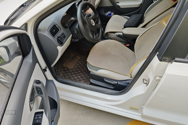 Volkswagen Polo 2015 #18 Volkswagen Polo 2015 car image #18