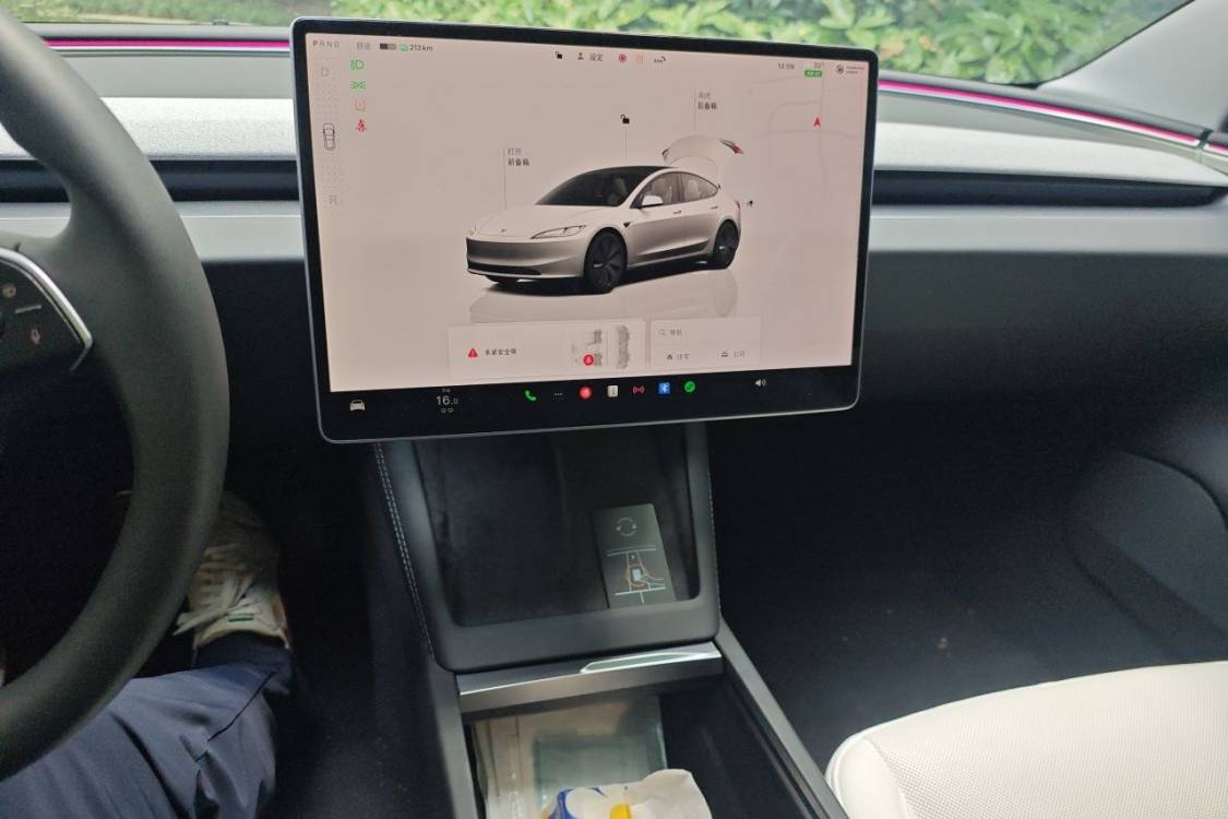 Tesla Model 3 2023 #26 Tesla Model 3 2023 car image #26