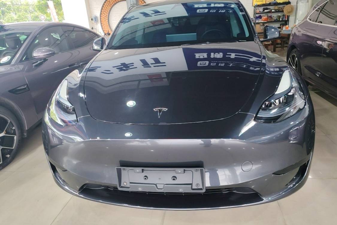 Tesla Model Y 2024 car image #5