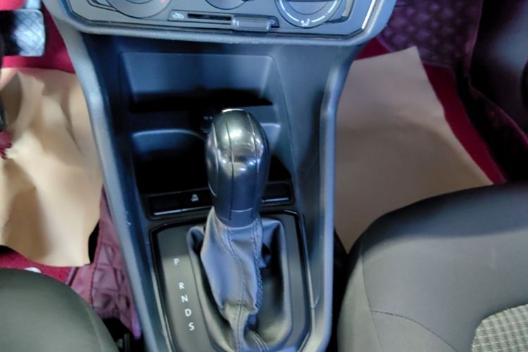 Volkswagen Santana 2021 car image #14