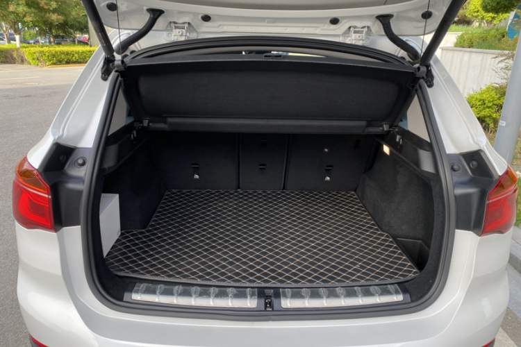 BMW X1 2019 #18 BMW X1 2019 car image #18