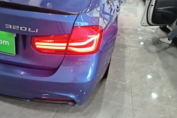 BMW 3 Series 2017 #8 BMW 3 Series 2017 car image #8