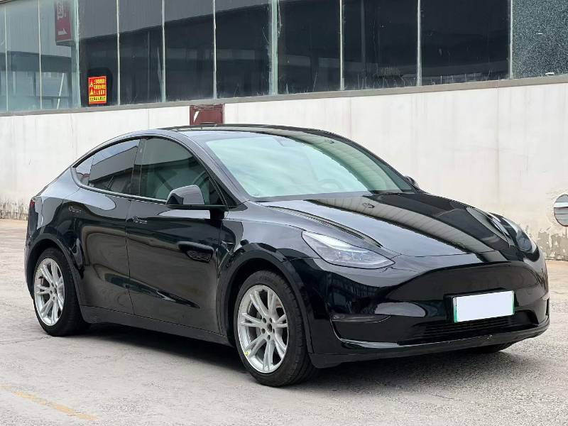 Tesla Model Y 2022 #3 Tesla Model Y 2022 car image #3
