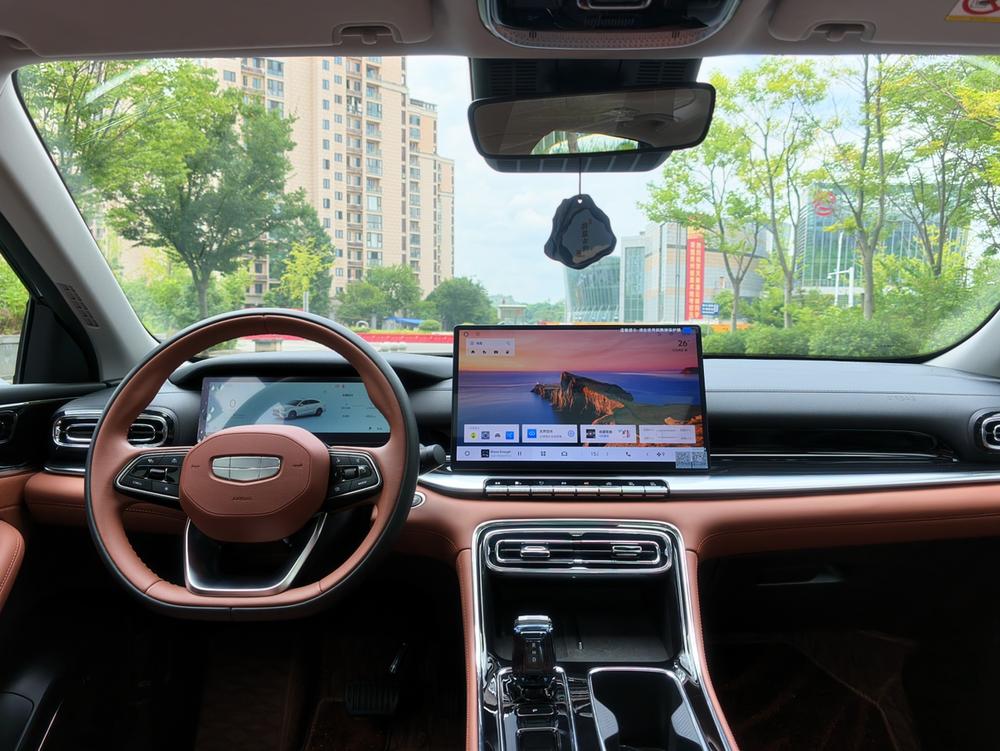 GEELY Emgrand 2026 car image #23