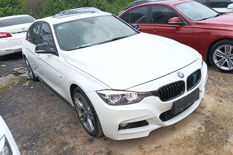 BMW 3 Series 2017 #4 BMW 3 Series 2017 car image #4