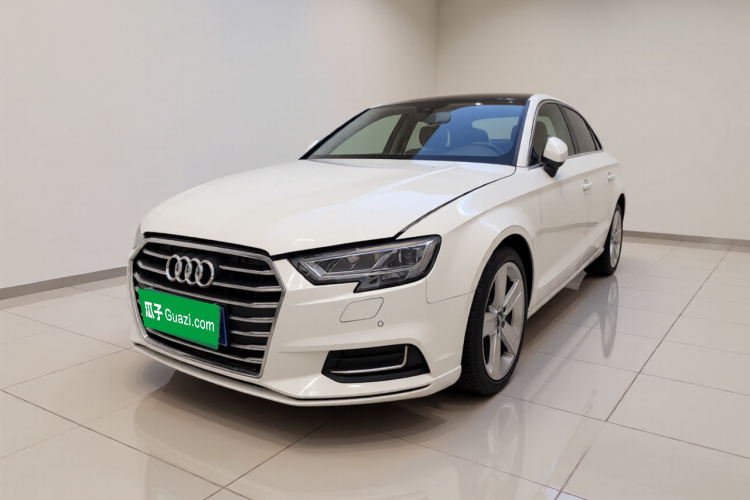 Audi A3 2020 immagine di auto #2