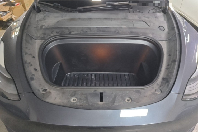 Tesla Model Y 2022 #20 Tesla Model Y 2022 car image #20