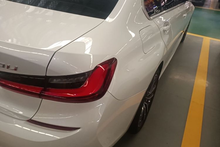 BMW 3 Series 2022 #8 BMW 3 Series 2022 car image #8