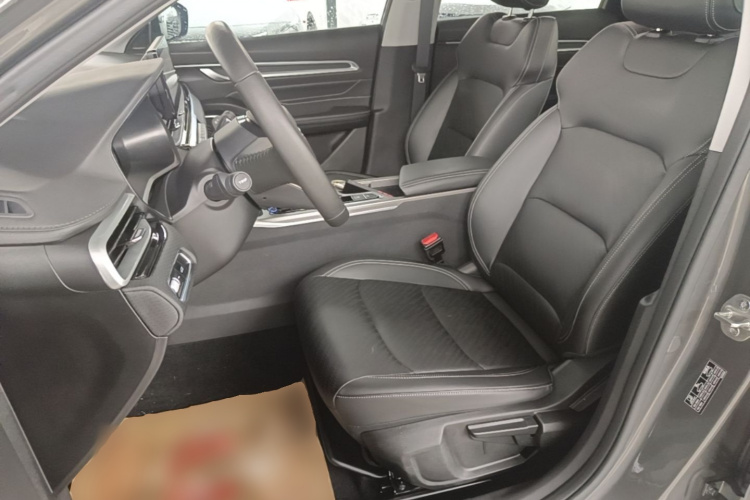 GEELY Emgrand 2023 #15 GEELY Emgrand 2023 car image #15