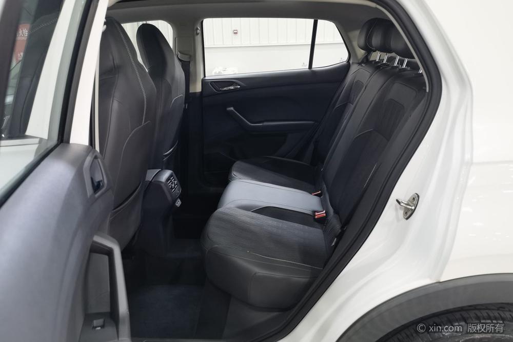 Volkswagen T-Cross 2020 car image #20