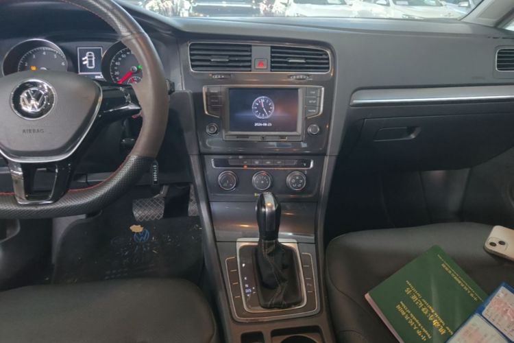Volkswagen Golf 2017 #13 Volkswagen Golf 2017 car image #13
