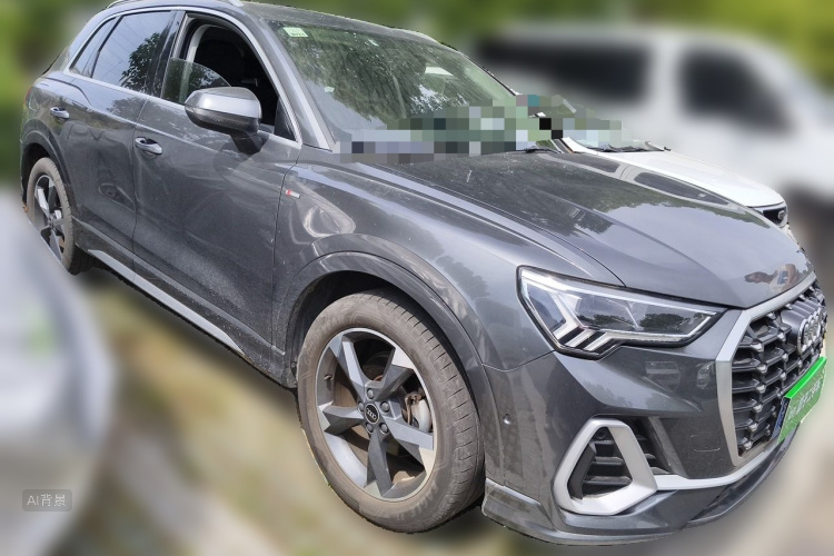 Audi Q3 2021 car image #4