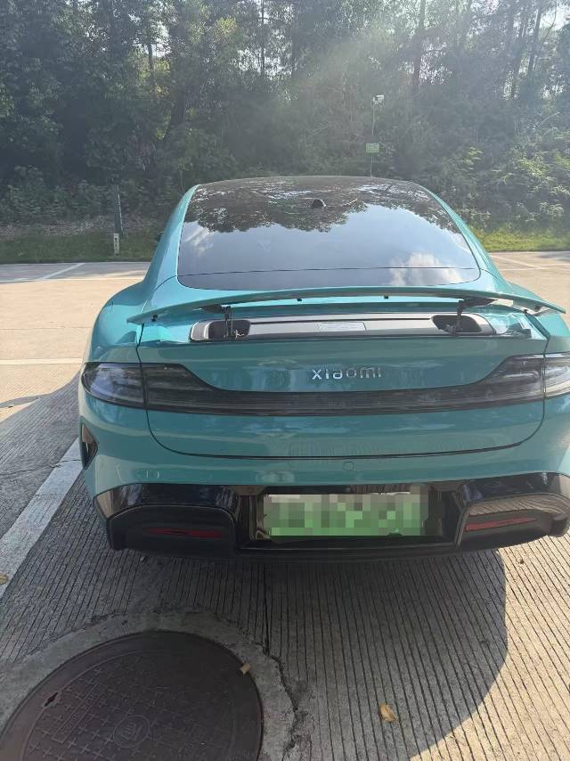 MI SU7 2024 car image #4