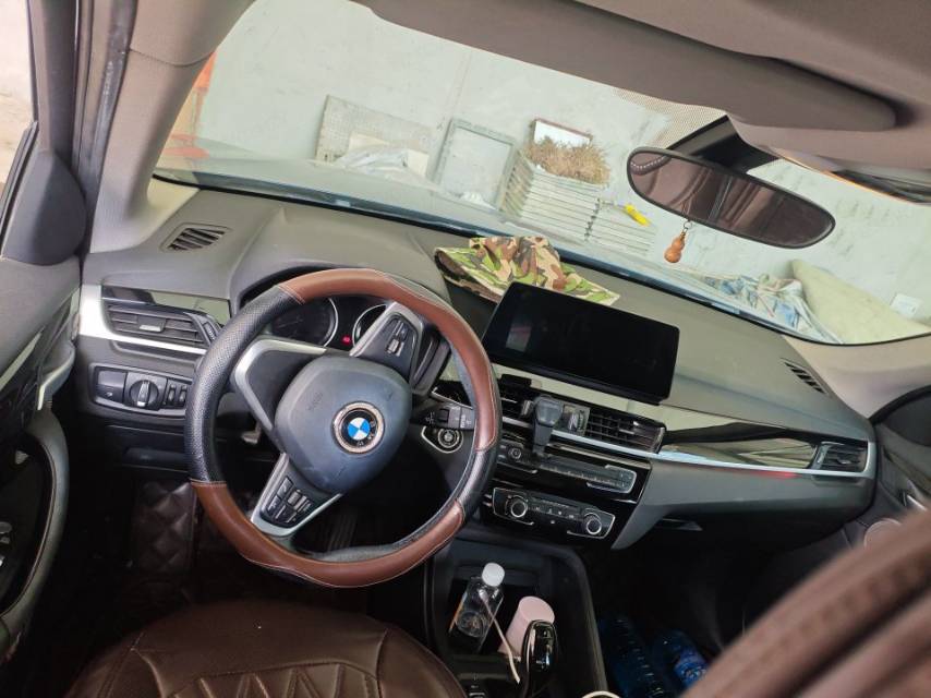 BMW X1 2022 car image #3