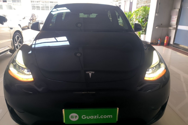Tesla Model Y 2022 #3 Tesla Model Y 2022 car image #3