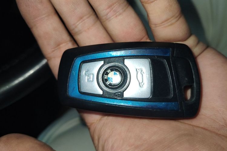BMW 3 Series 2017 car image #9