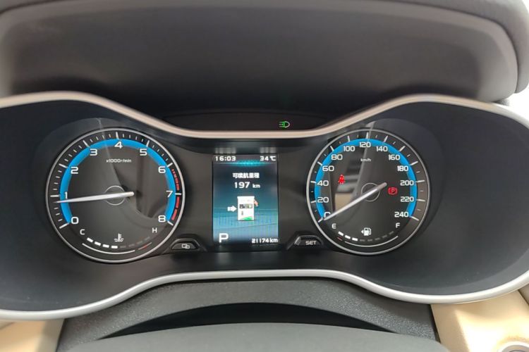 GEELY Emgrand 2018 #12 GEELY Emgrand 2018 car image #12