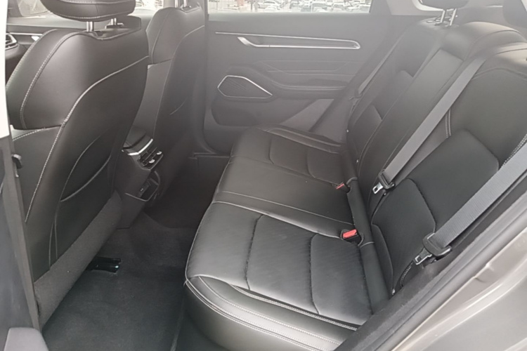 GEELY Emgrand 2022 #17 GEELY Emgrand 2022 car image #17