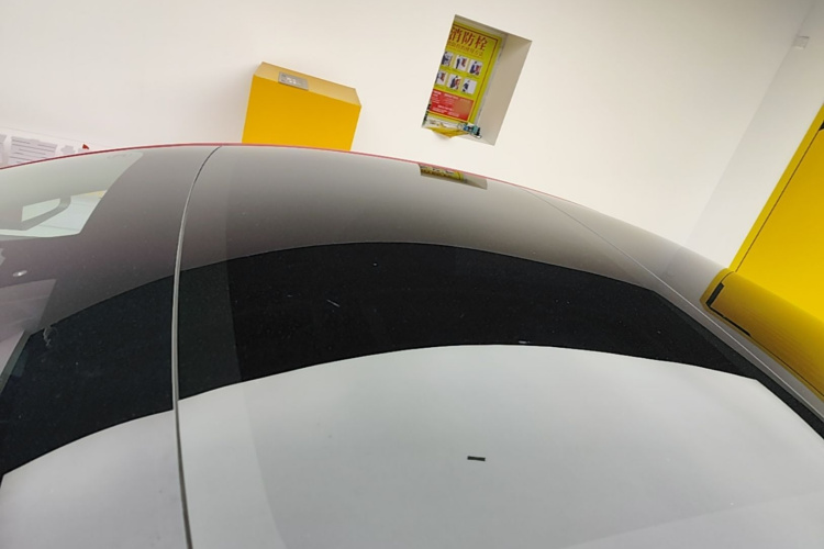 Tesla Model 3 2022 car image #25