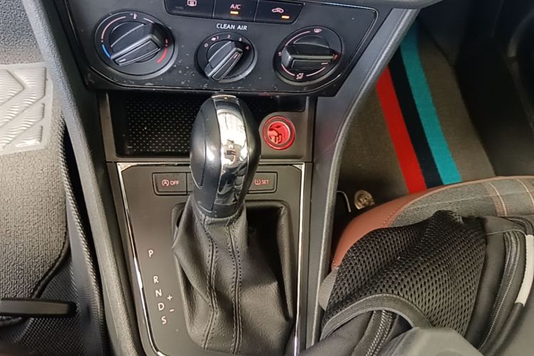 Volkswagen Lavida 2021 car image #14