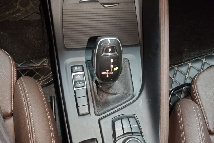 BMW X1 2020 image de voiture #16